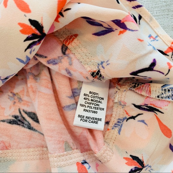 🍋 3/$20 Cato est 1946 sleeveless floral top M - Picture 6 of 6